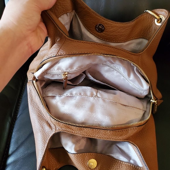 Michael Kors Fulton Chain Medium Shoulder Bag - Picture 9 of 15